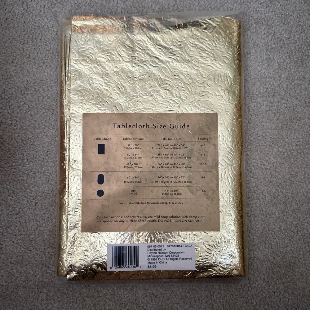 Vtg Gold Vinyl Tablecloth 52x70 Oblong Flannel Back Damask‎ Dayton Hudson New